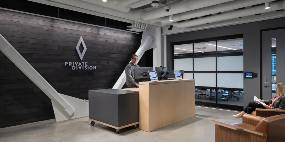 Veja os 5 Jogos lançados pela Private Division 1 Recepção moderna da Private Division, onde são desenvolvidos e publicados jogos de sucesso.